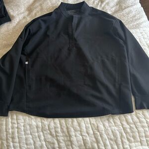 Oversized Figs Black Women's Long Sleeve Discontinued Top with Pockets